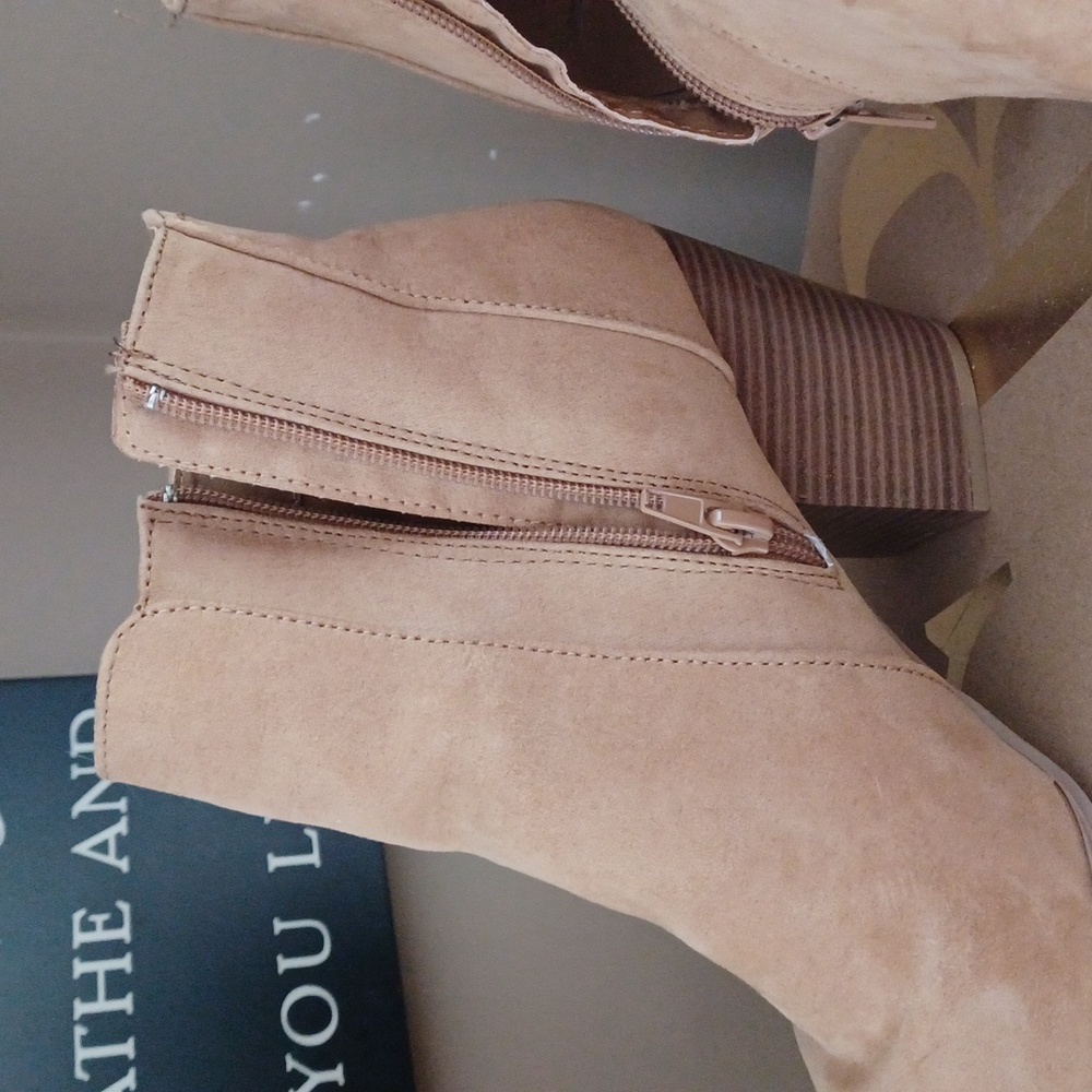 Charlotte Russe tan suede boots - Picture 2 of 6